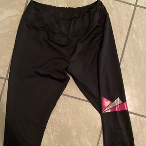 LadyBoss Crop Legging - Large